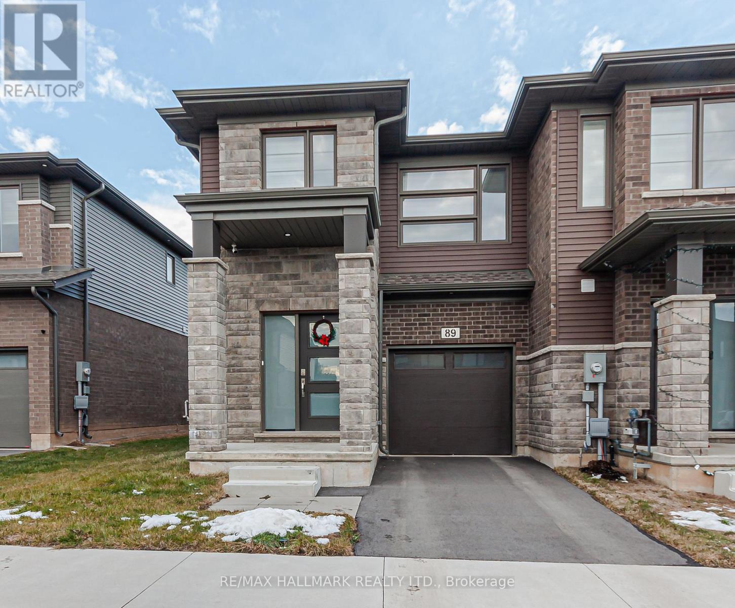 89 ACACIA ROAD - 43