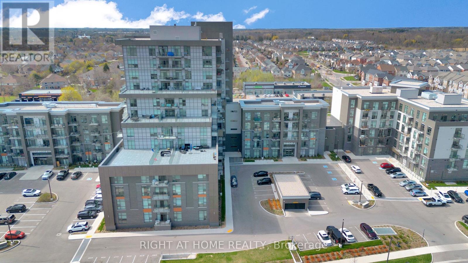 #519 470 DUNDAS STREET E - 37