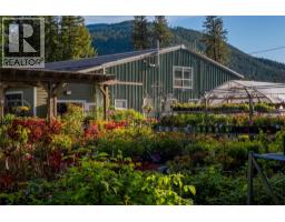 2811 Popoff Road, South Slocan, BC V0G2G1 Photo 21