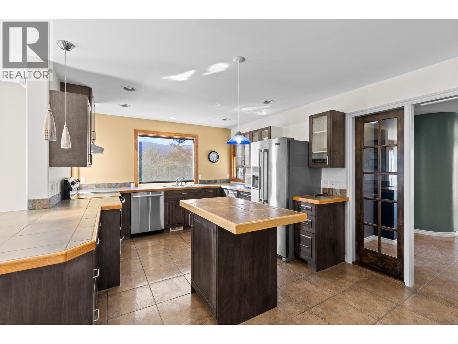 3547 Bemrose Road, Kelowna