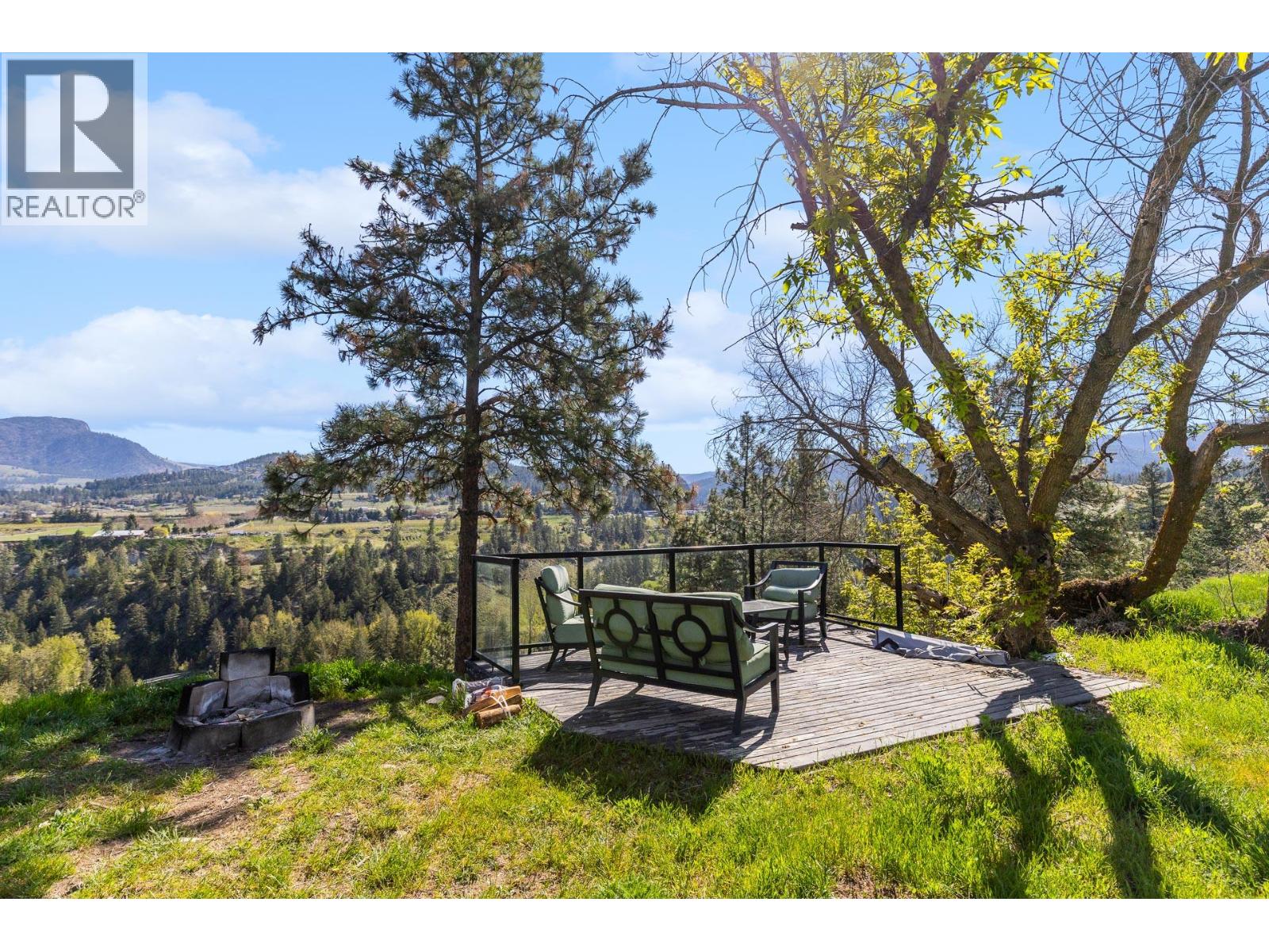 3547 Bemrose Road, Kelowna
