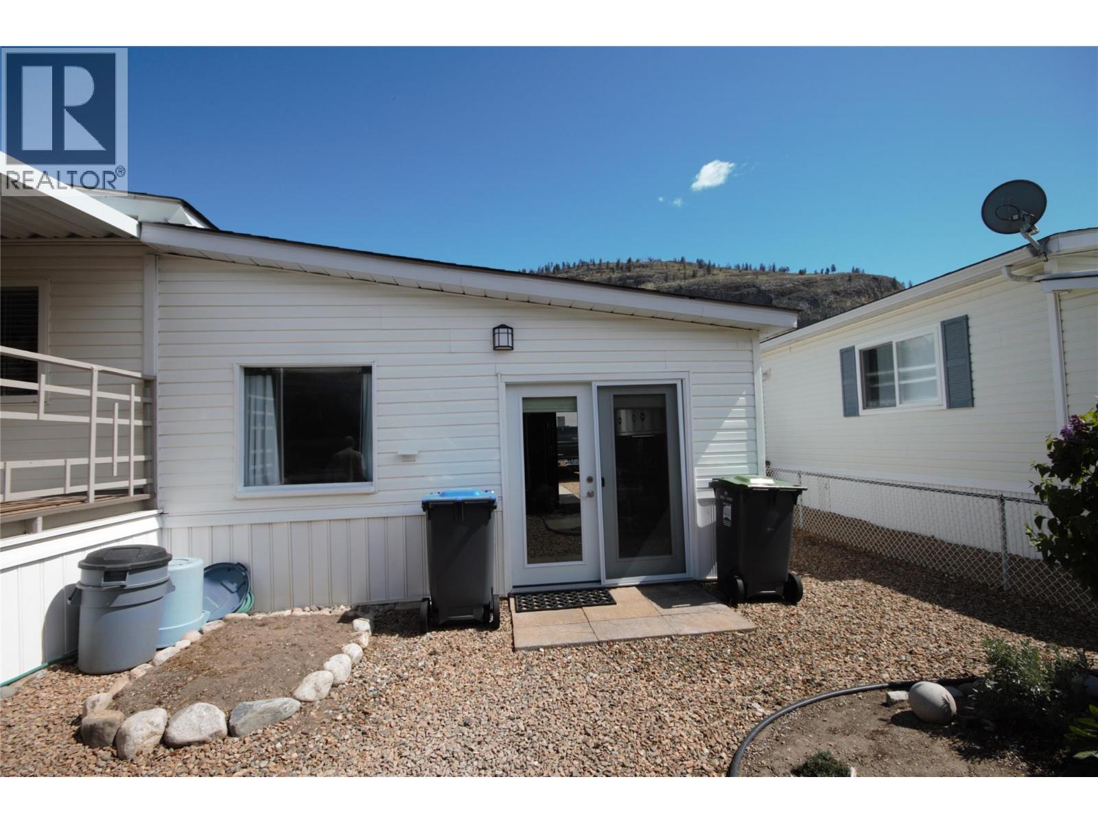 44 8598 Highway 97 Other, Oliver