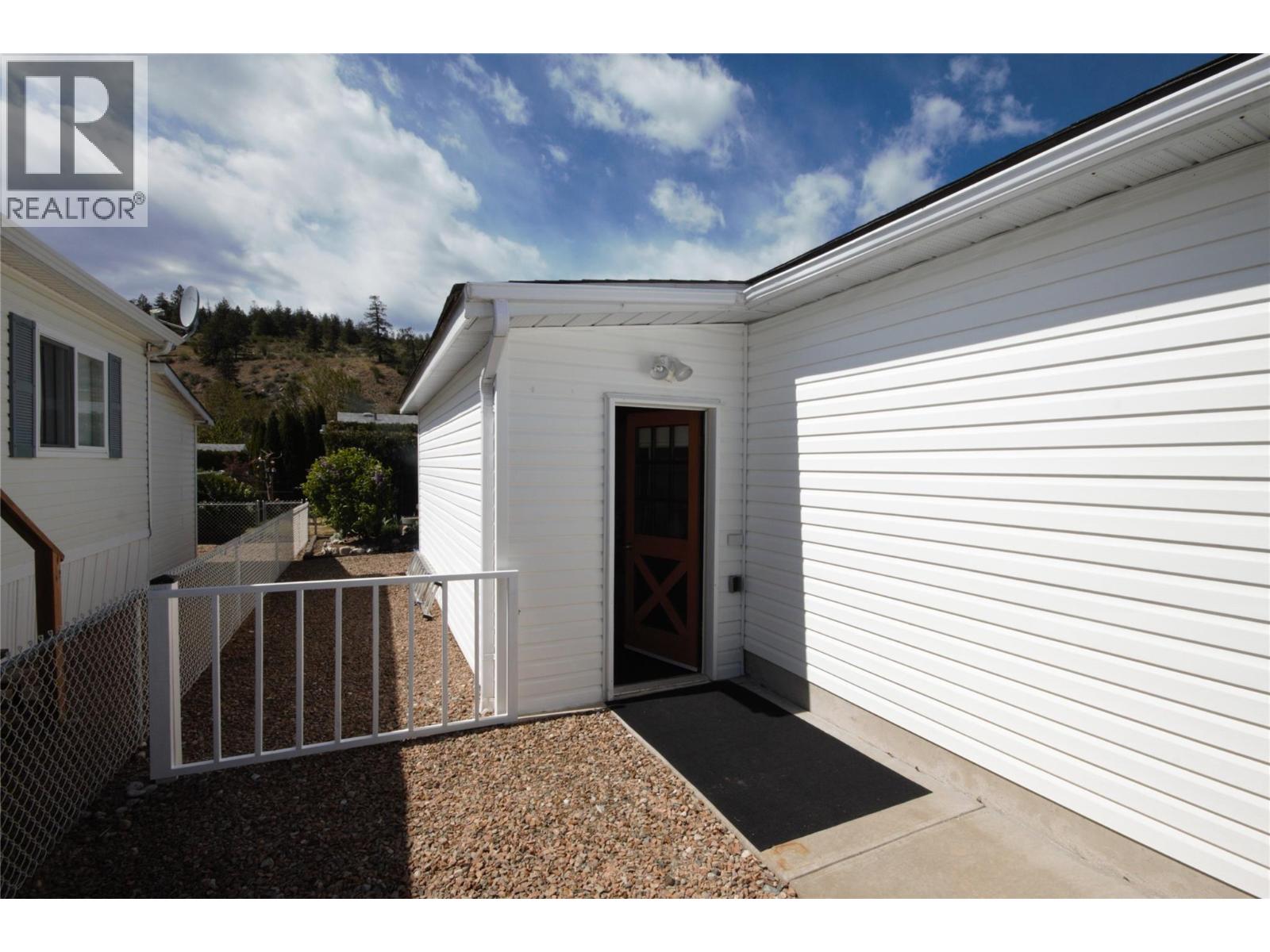 44 8598 Highway 97 Other, Oliver