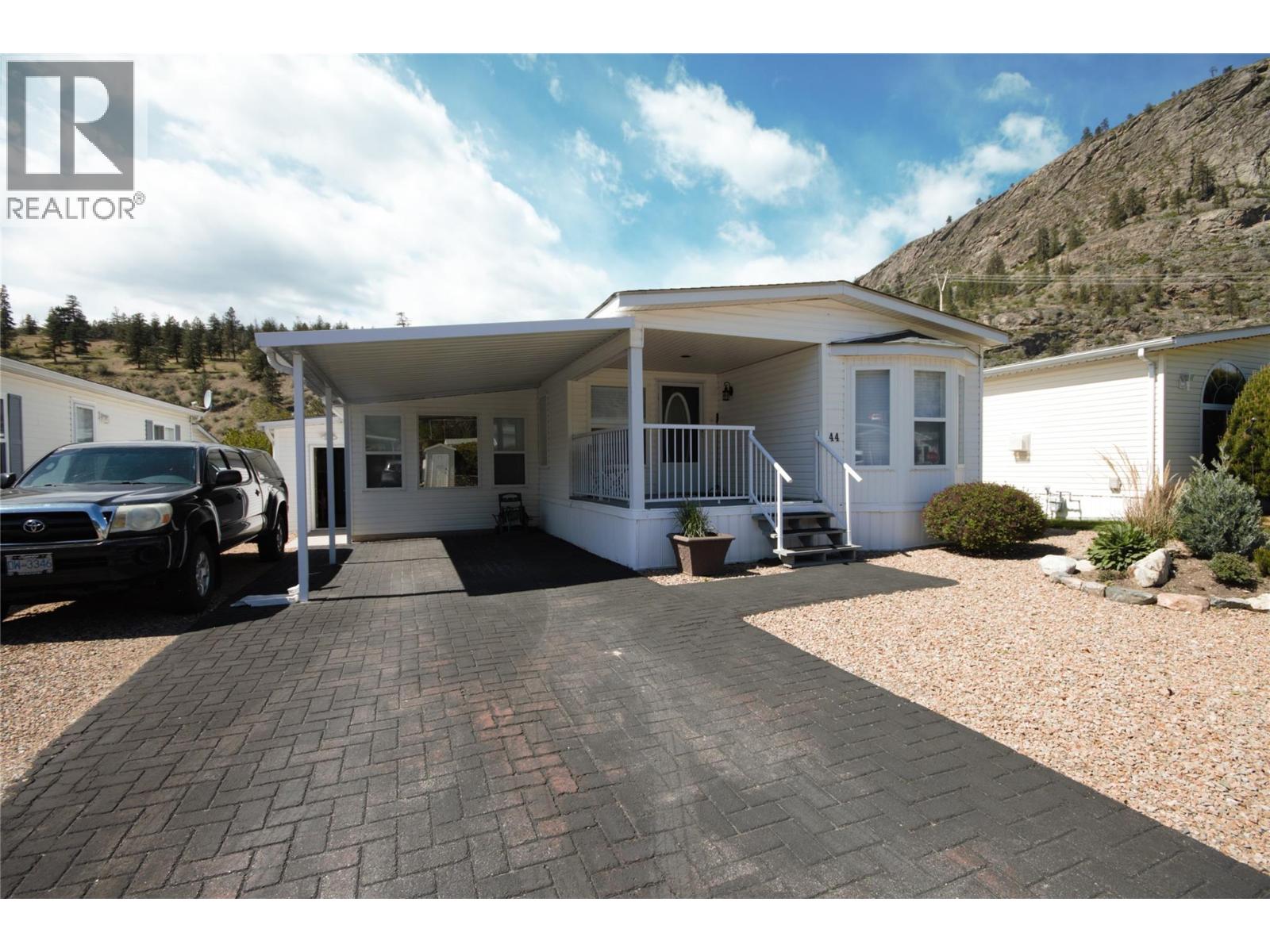 44 8598 Highway 97 Other, Oliver