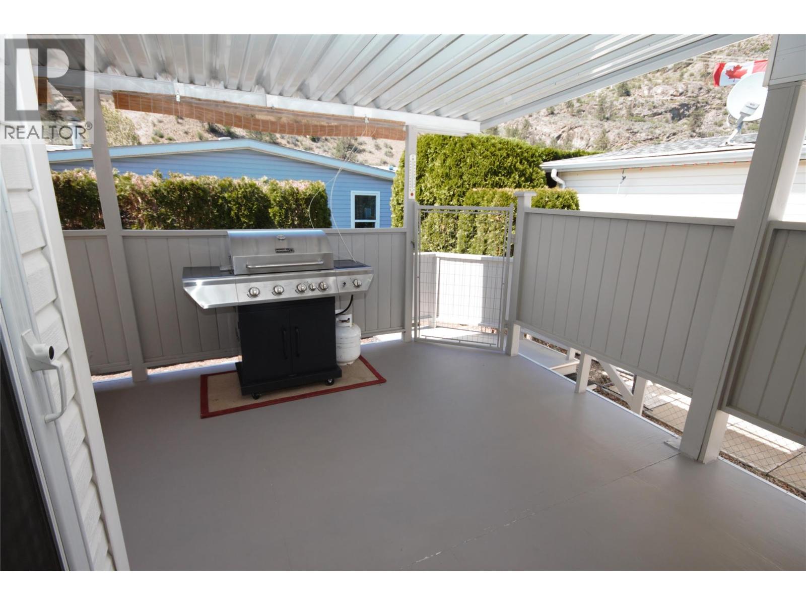 44 8598 Highway 97 Other, Oliver