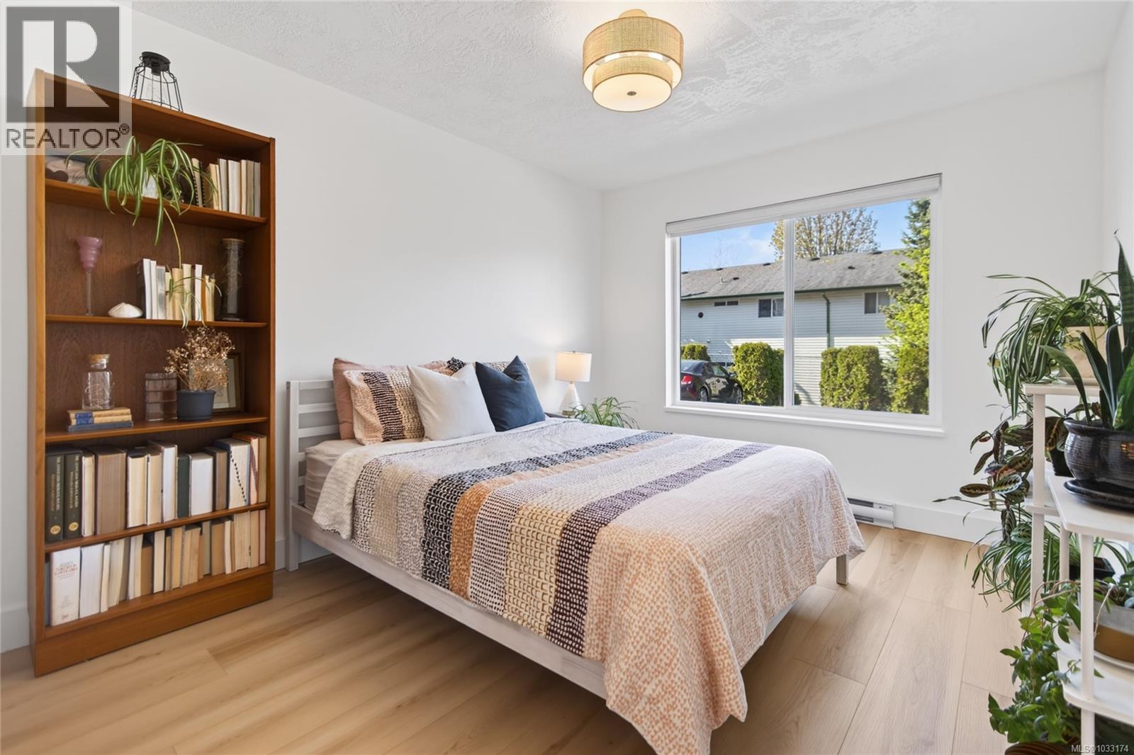 #104 4699 Alderwood Pl - 19