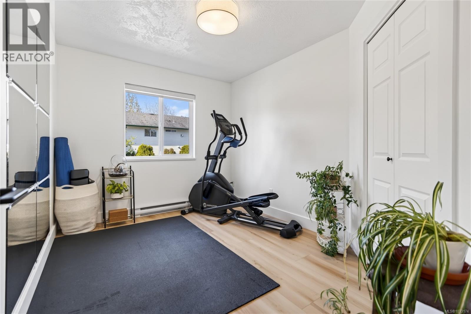 #104 4699 Alderwood Pl - 22