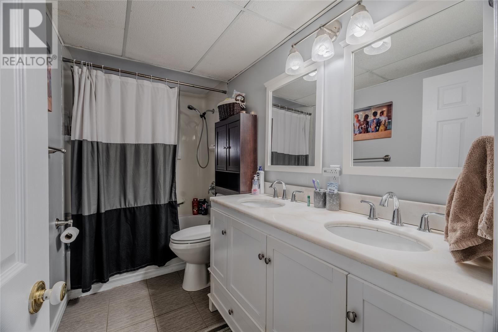 16 McCutcheons Road - 19