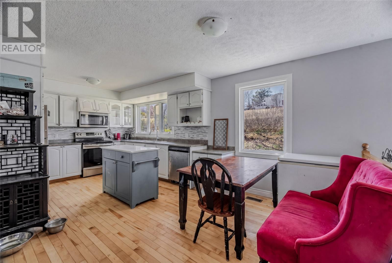 16 McCutcheons Road - Image 2