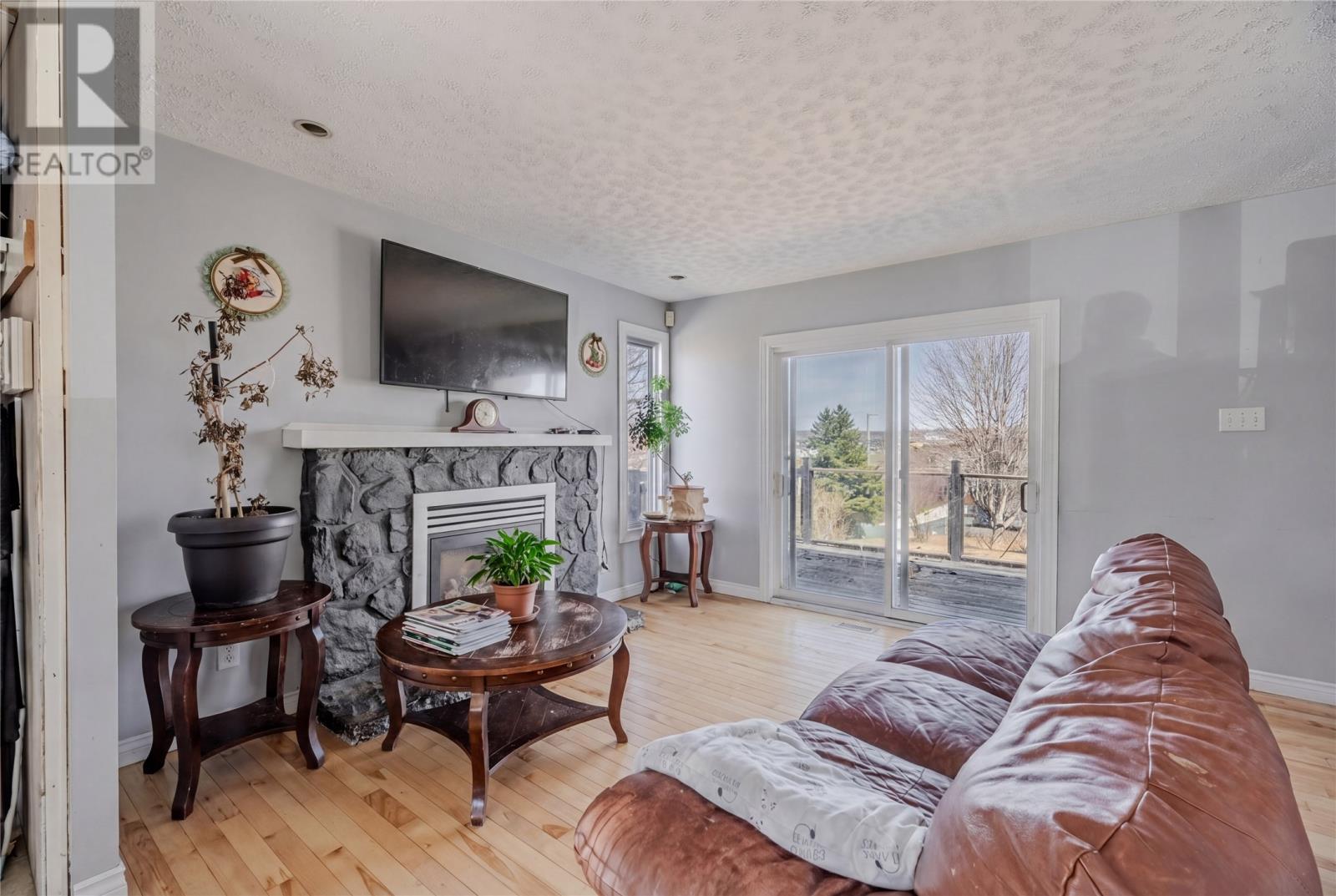 16 McCutcheons Road - 6