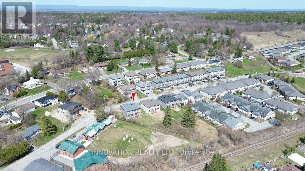 139 SALISBURY STREET - 41