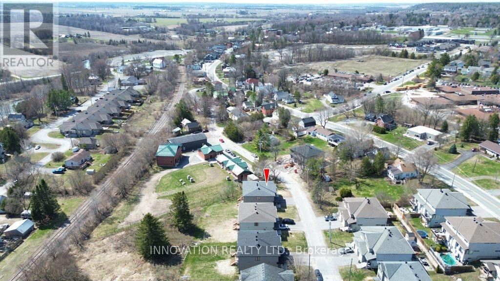 139 SALISBURY STREET - 42
