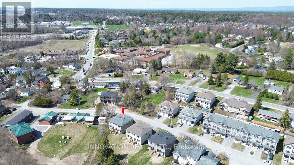 139 SALISBURY STREET - 42