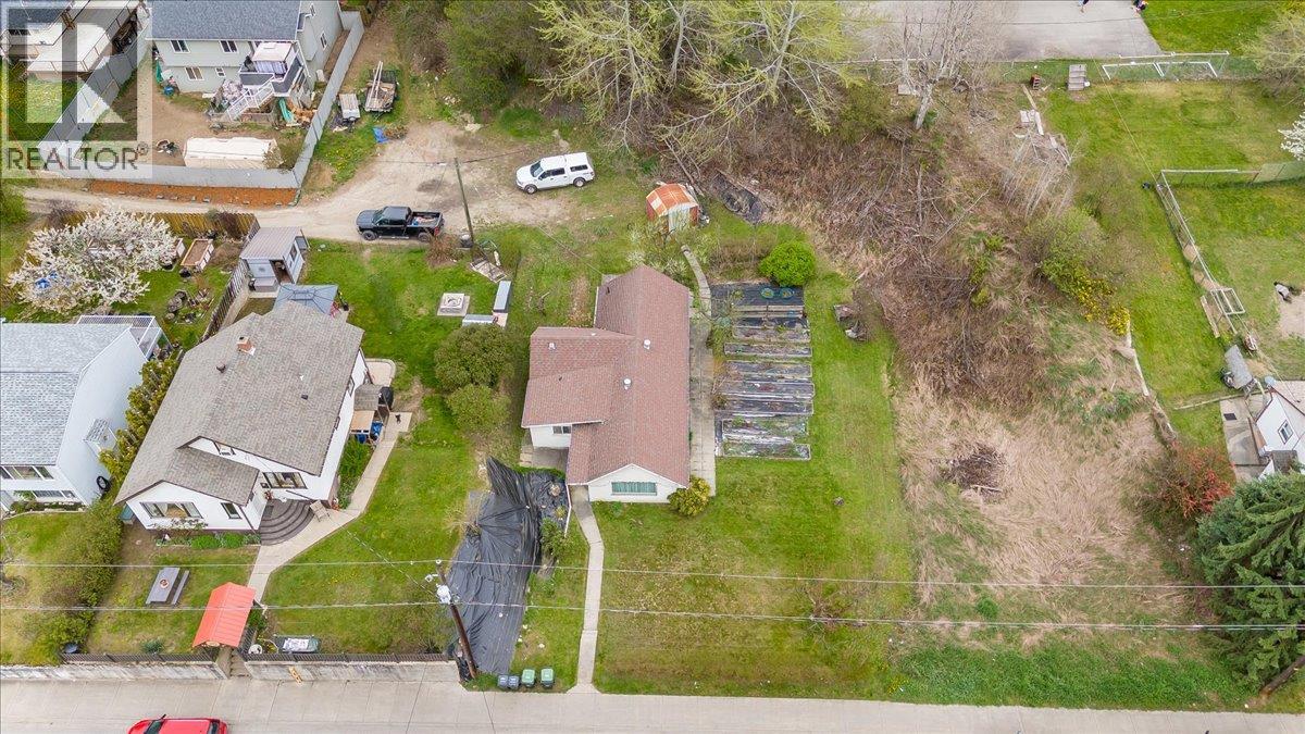 637 9th Avenue - 4