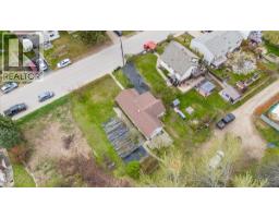 637 9th Avenue, Castlegar, BC V1N1M5 Photo 11
