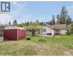 637 9th Avenue, Castlegar, BC V1N1M5 Photo 10