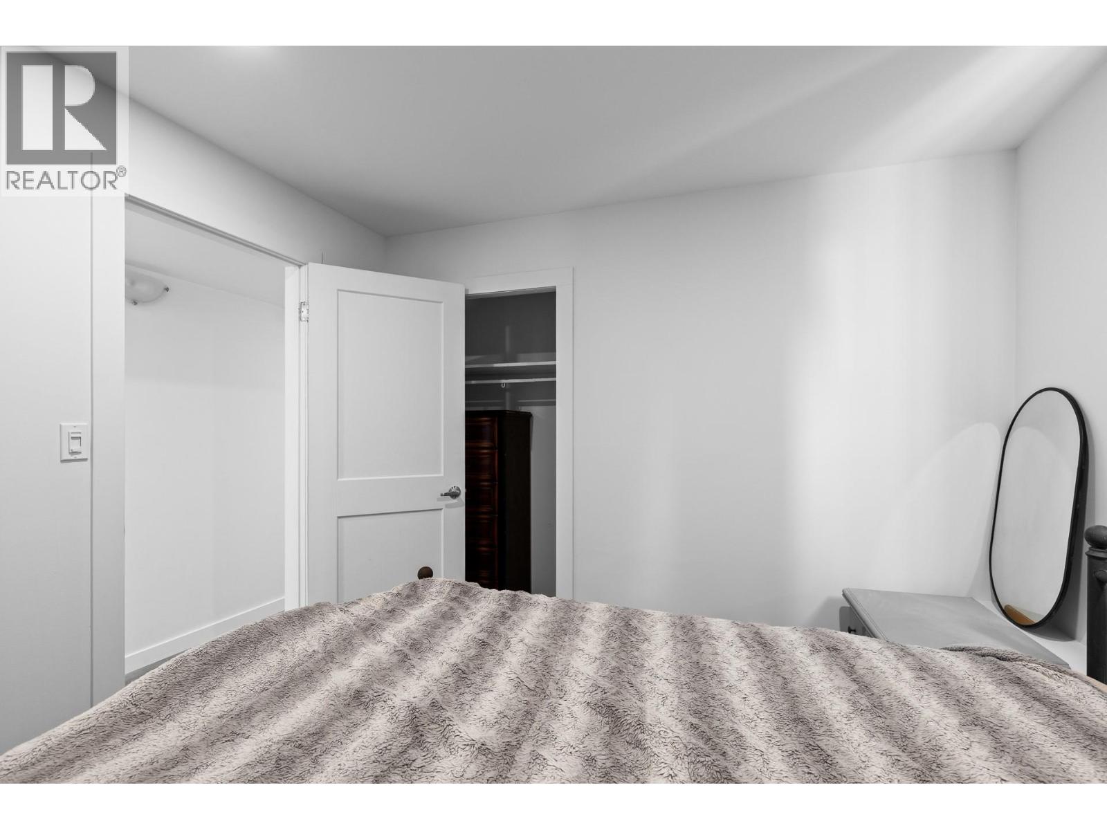  2618 Thacker Drive, West Kelowna