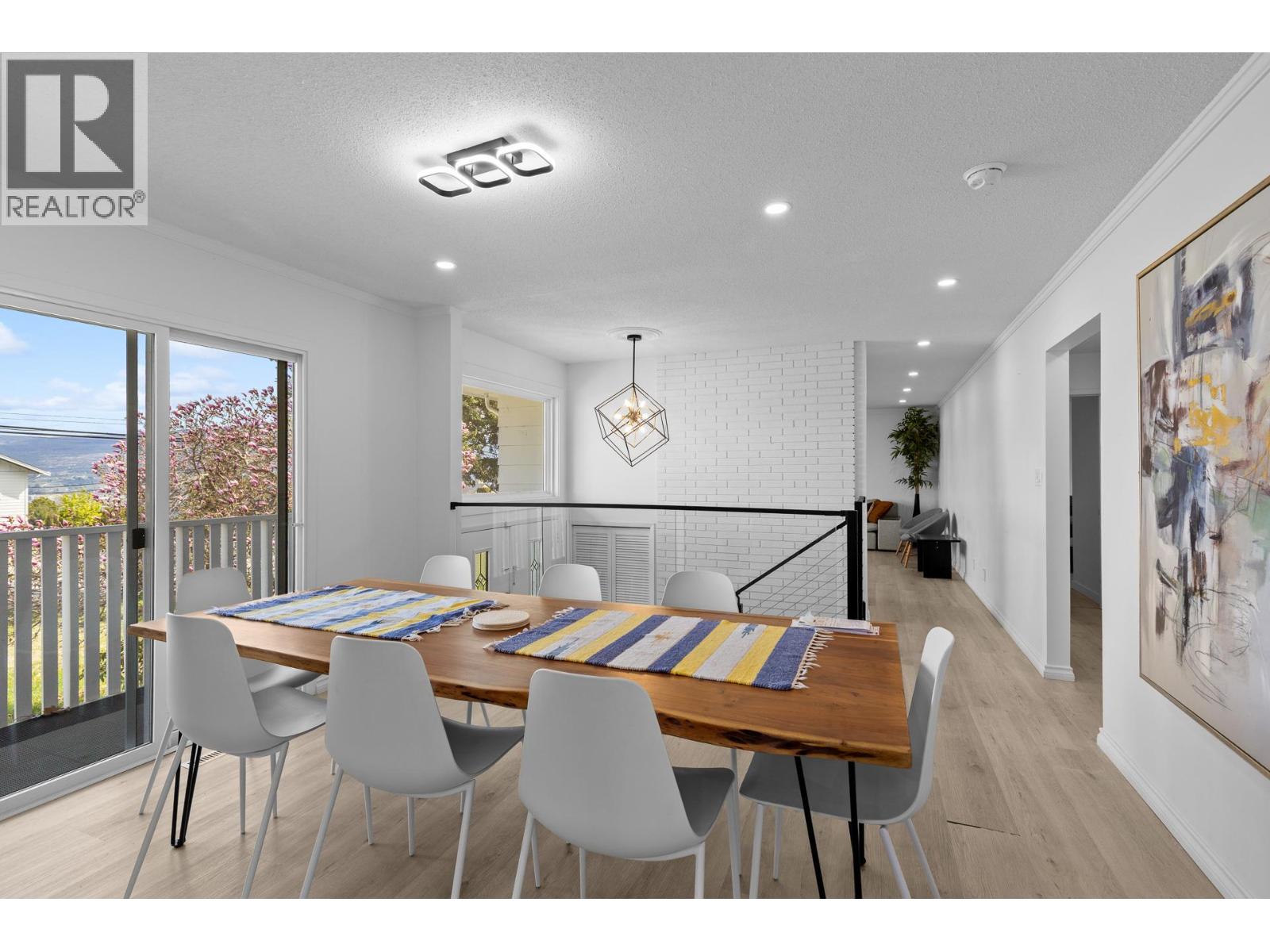  2618 Thacker Drive, West Kelowna