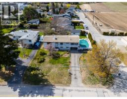  2618 Thacker Drive, West Kelowna