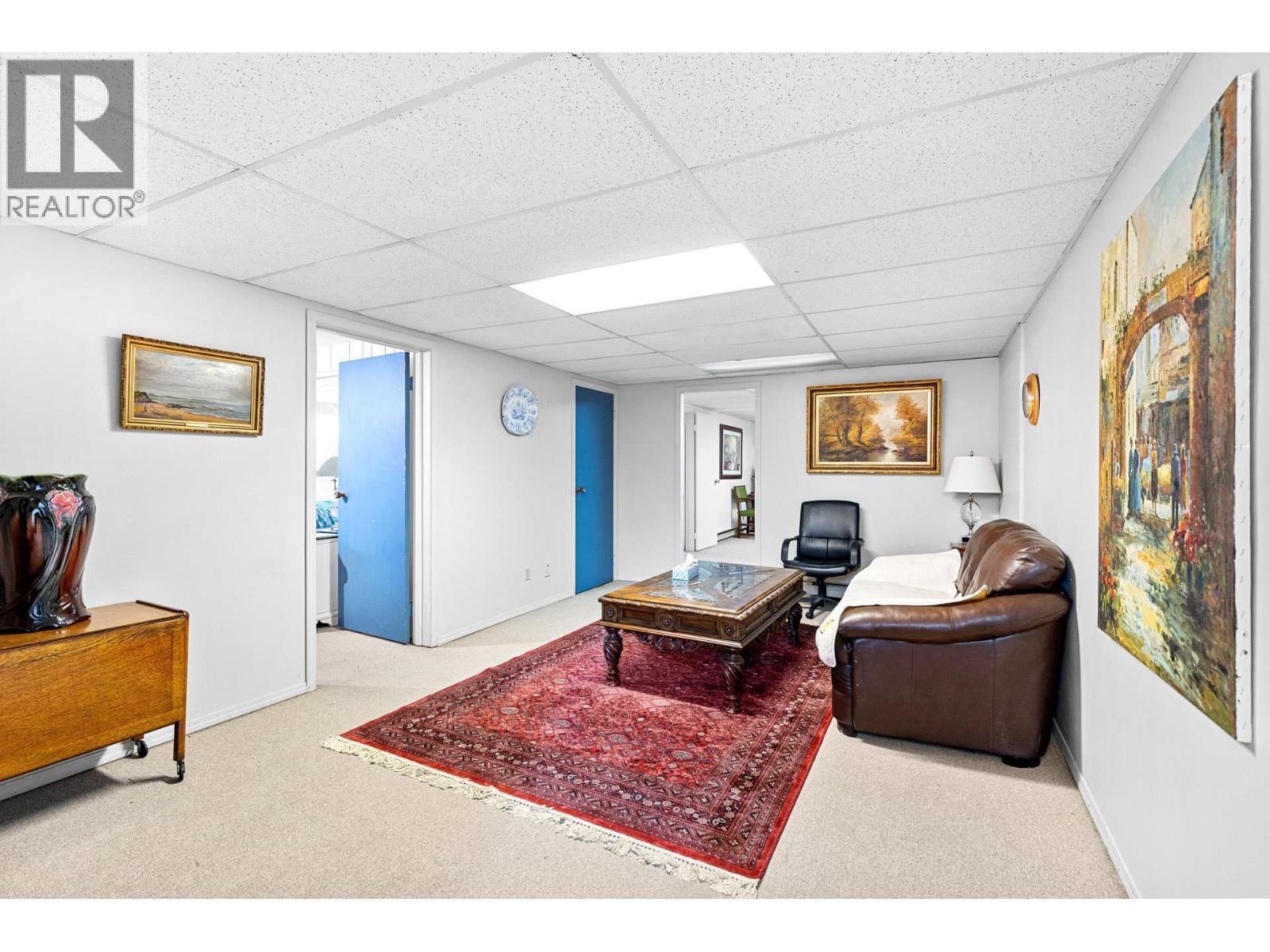  741 Barnaby Road, Kelowna