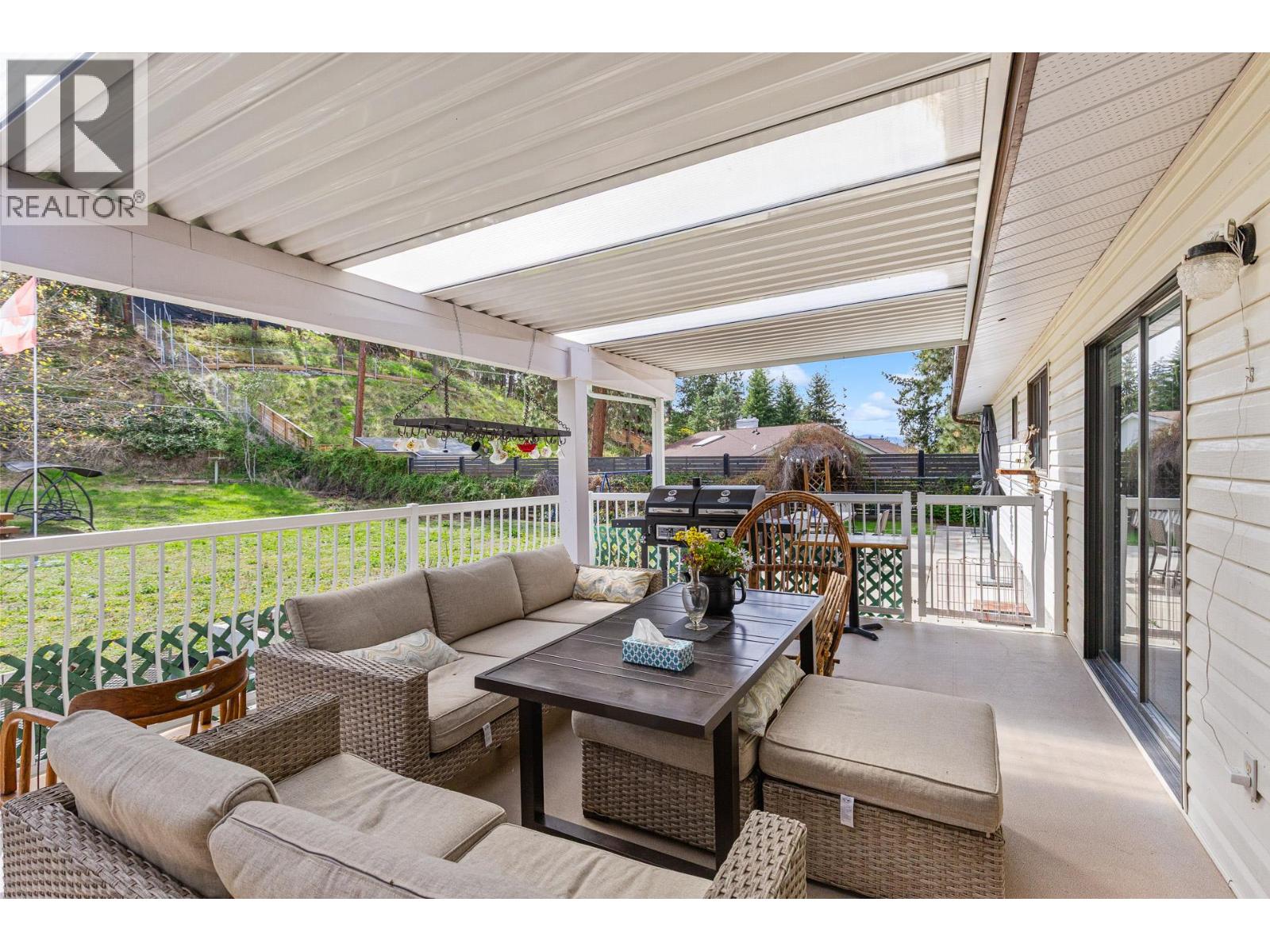  741 Barnaby Road, Kelowna