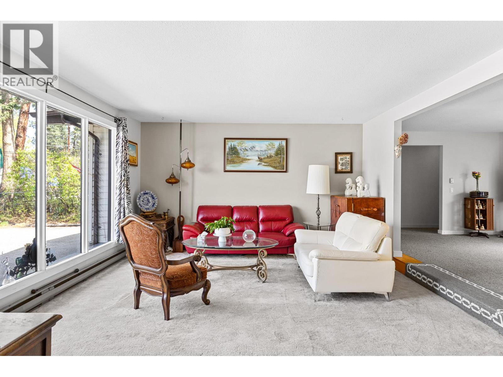  741 Barnaby Road, Kelowna