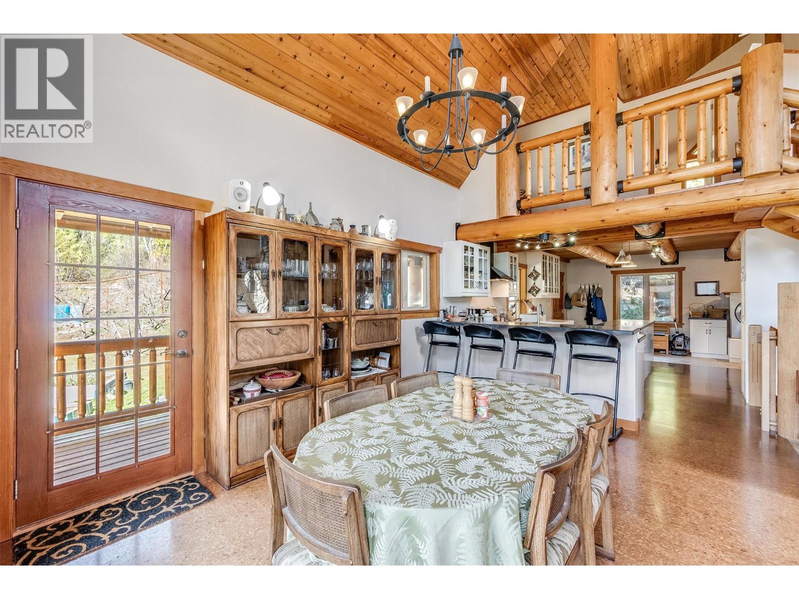 4761 Slocan River Road - 20