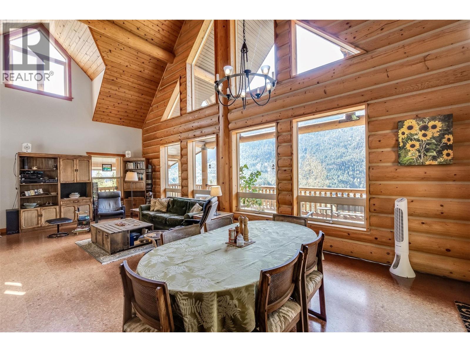 4761 Slocan River Road - 21