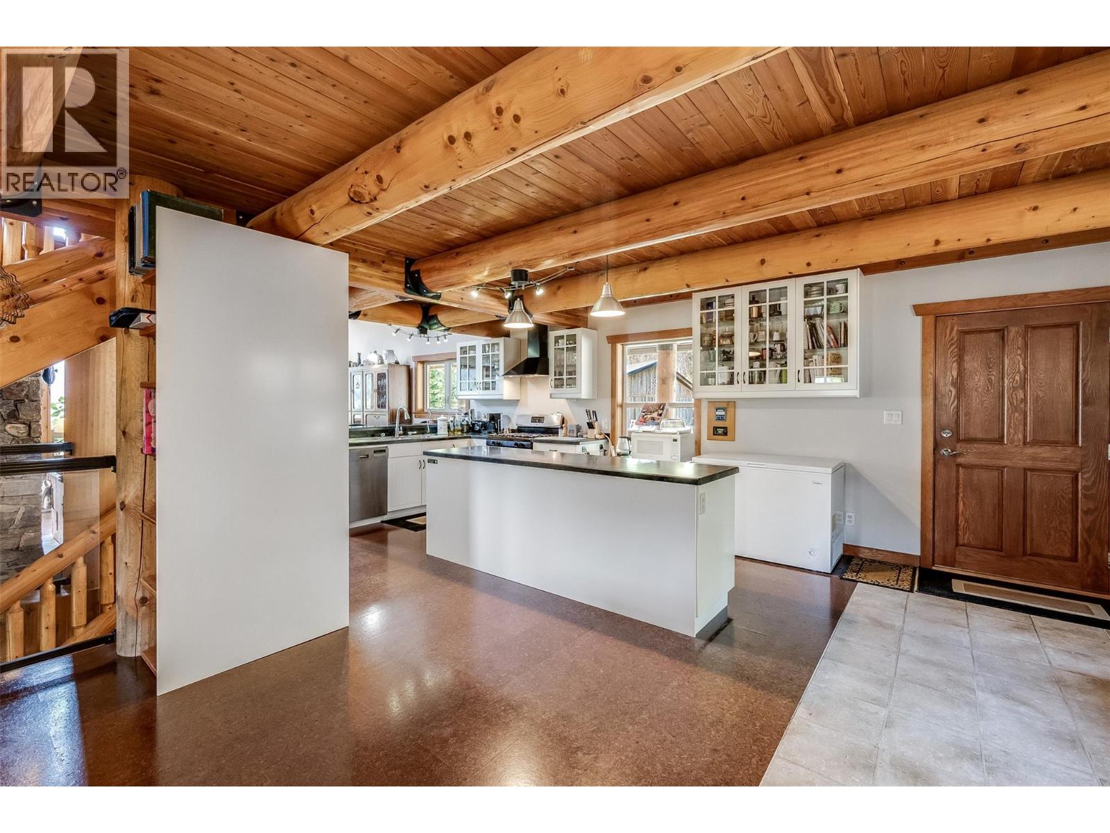 4761 Slocan River Road - 23