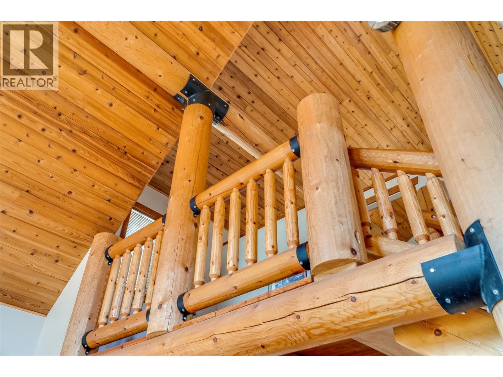 4761 Slocan River Road - 33