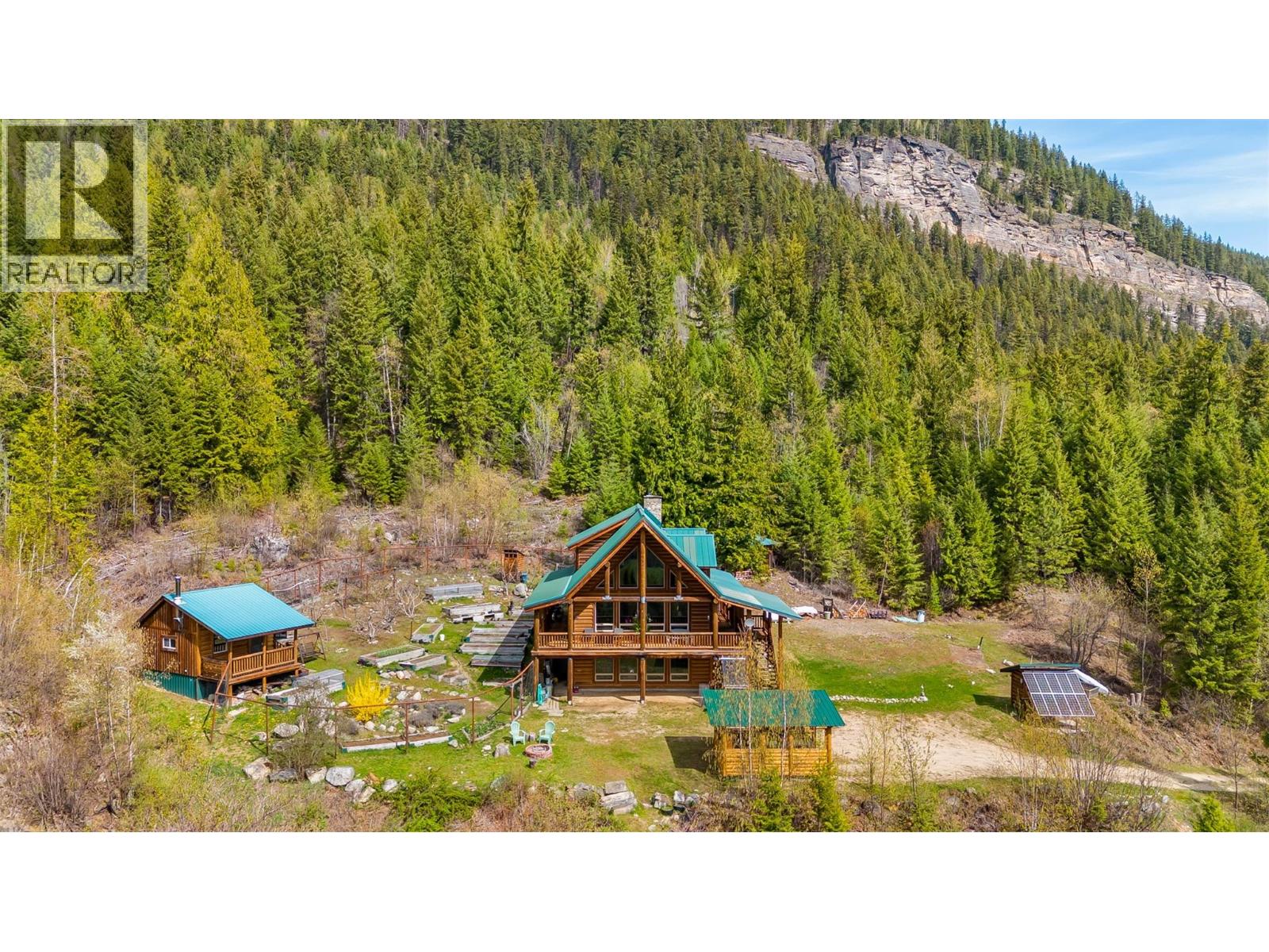 4761 Slocan River Road - 5