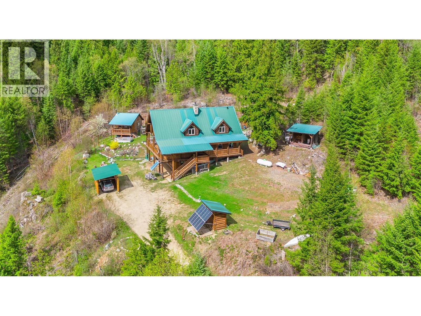 4761 Slocan River Road - 6
