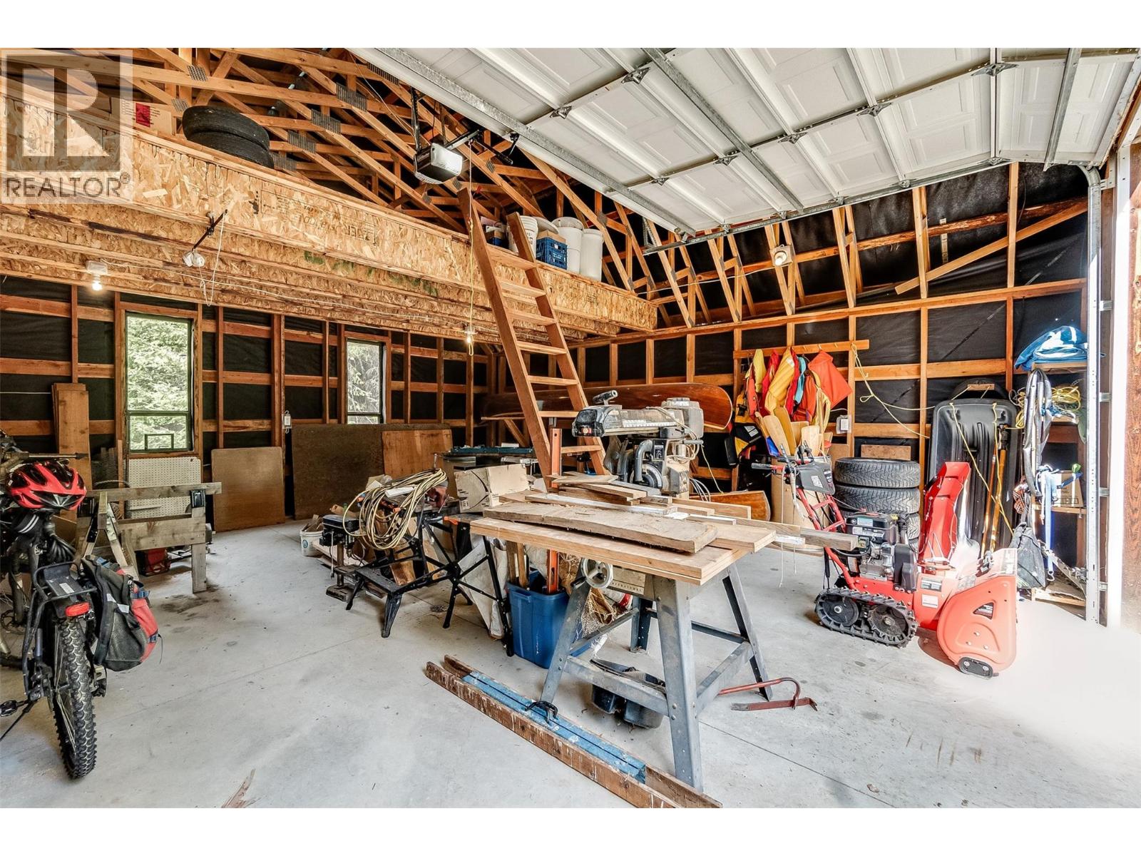 4761 Slocan River Road - 63