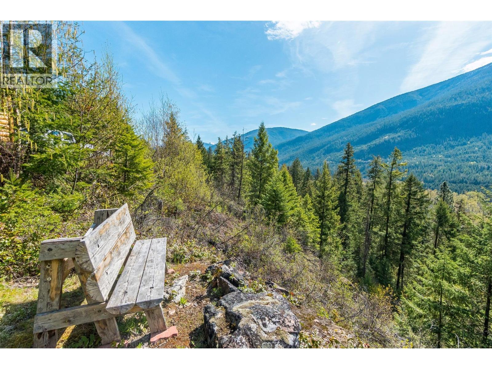 4761 Slocan River Road - 64
