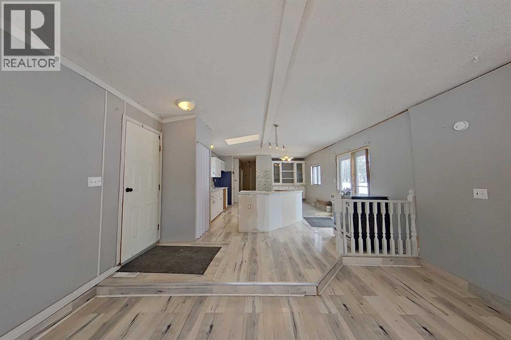 2135 Mistassiniy Road — photo 3