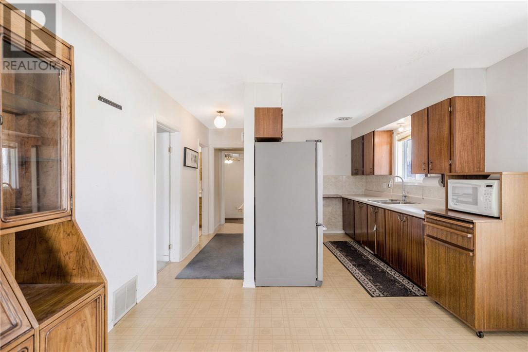 23 Riverside Drive, Wahnapitae, Ontario, P0M3C0 — Photo 10
