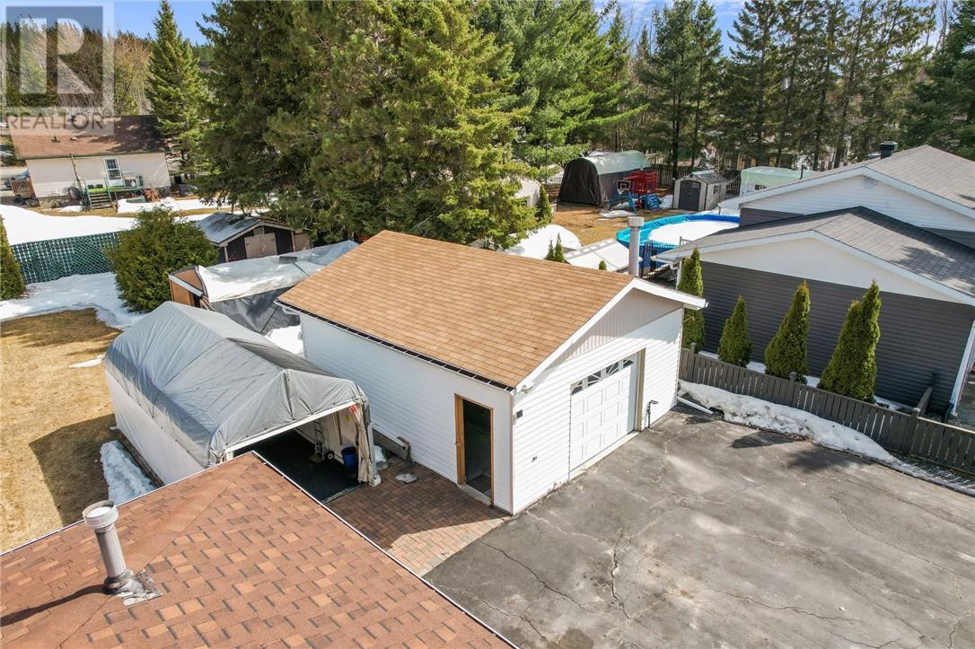 23 Riverside Drive, Wahnapitae, Ontario, P0M3C0 — Photo 5