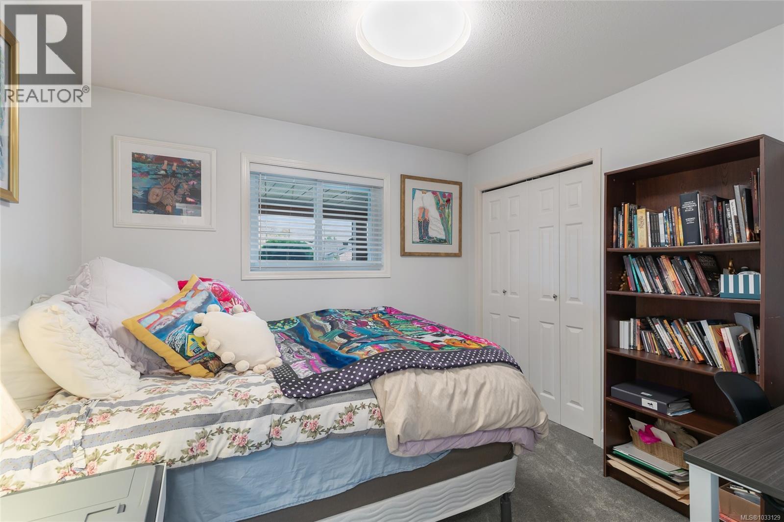 697 Woodburn St - 31