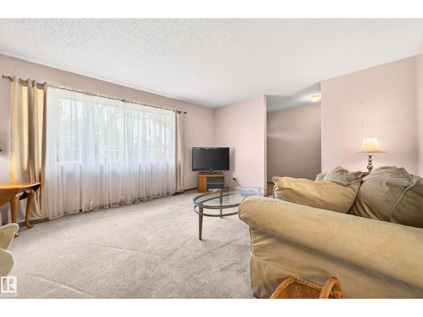 10010 105 ST, Fort Saskatchewan