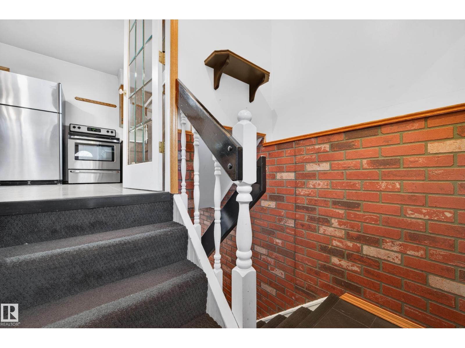 10010 105 ST, Fort Saskatchewan