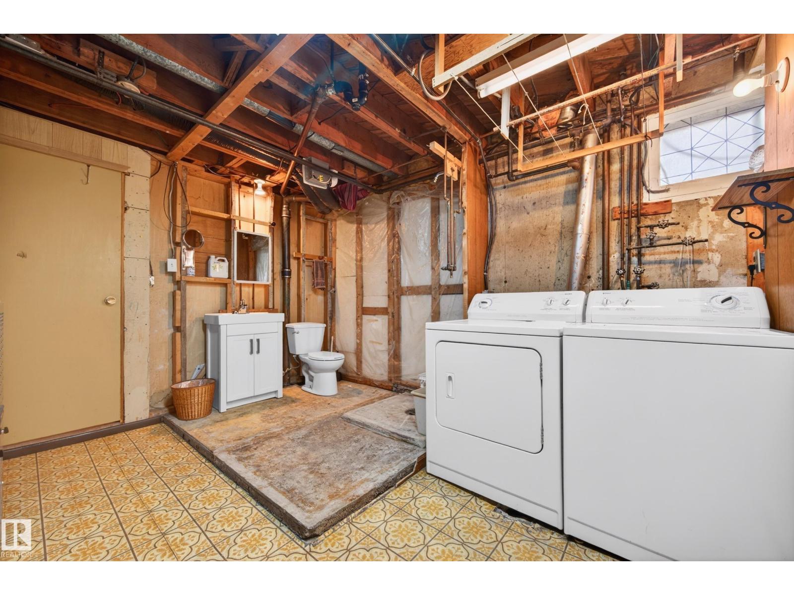 10010 105 ST, Fort Saskatchewan