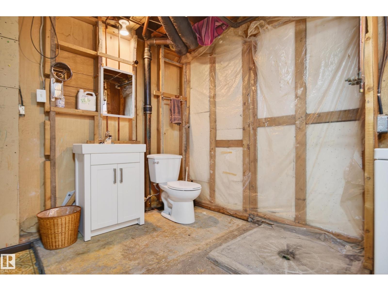 10010 105 ST, Fort Saskatchewan