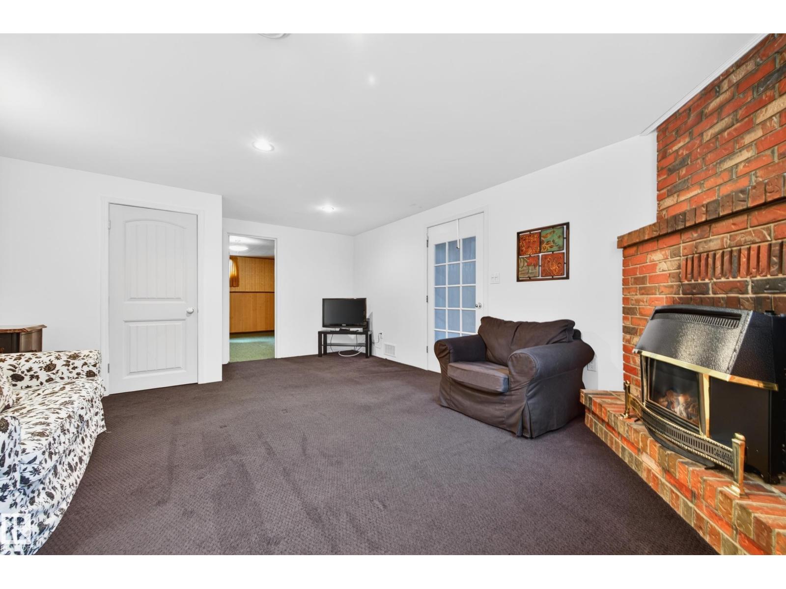 10010 105 ST, Fort Saskatchewan