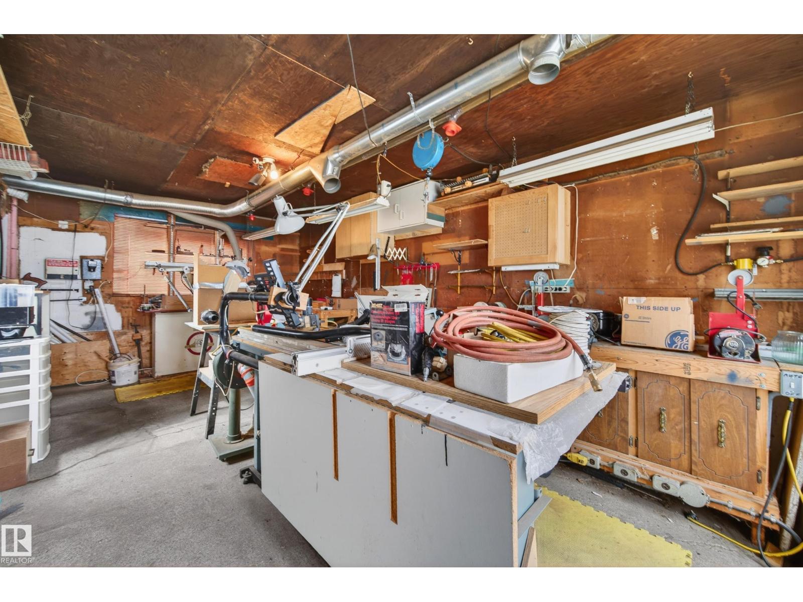 10010 105 ST, Fort Saskatchewan