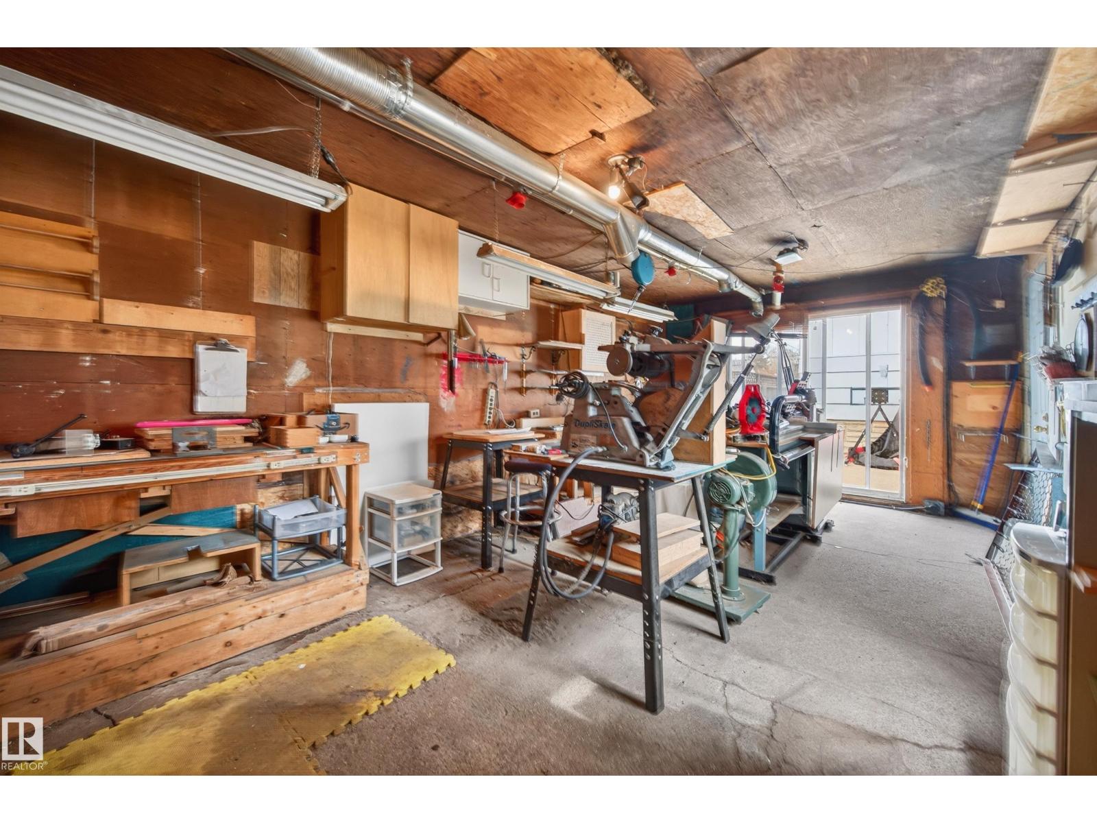 10010 105 ST, Fort Saskatchewan