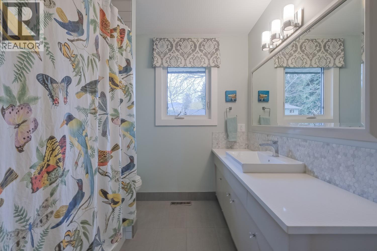  855 Coronado Crescent, Kelowna