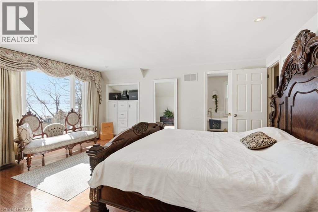 208 NORTH SHORE Boulevard W Unit# Upper, Burlington, Ontario, L7T1A4 — Photo 24
