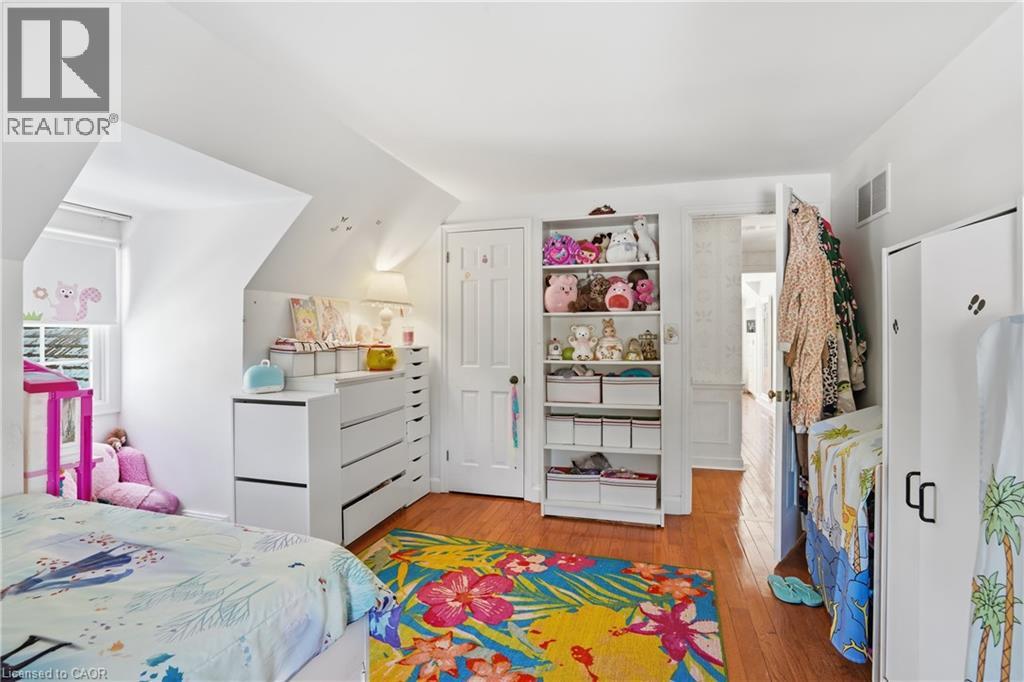 208 NORTH SHORE Boulevard W Unit# Upper, Burlington, Ontario, L7T1A4 — Photo 17
