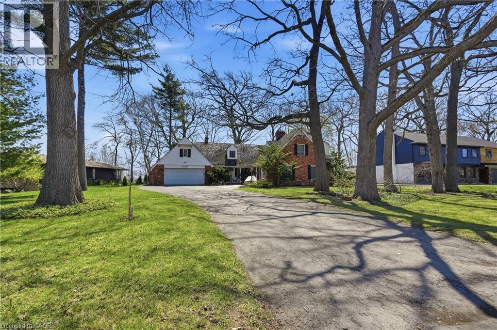 208 NORTH SHORE Boulevard W Unit# Upper, Burlington, Ontario, L7T1A4 — Photo 2