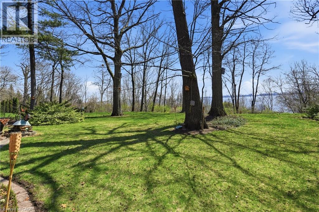 208 NORTH SHORE Boulevard W Unit# Upper, Burlington, Ontario, L7T1A4 — Photo 30